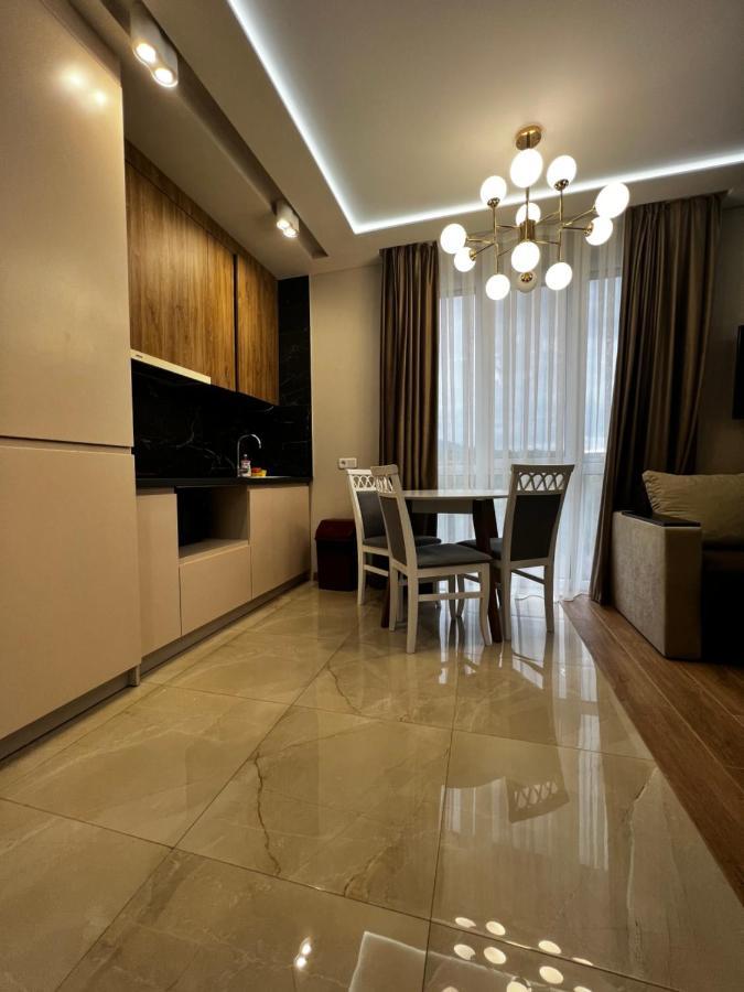 Апартаменти Sunvi В Жк Сонячний Квартал Golubinoye Exteriör bild
