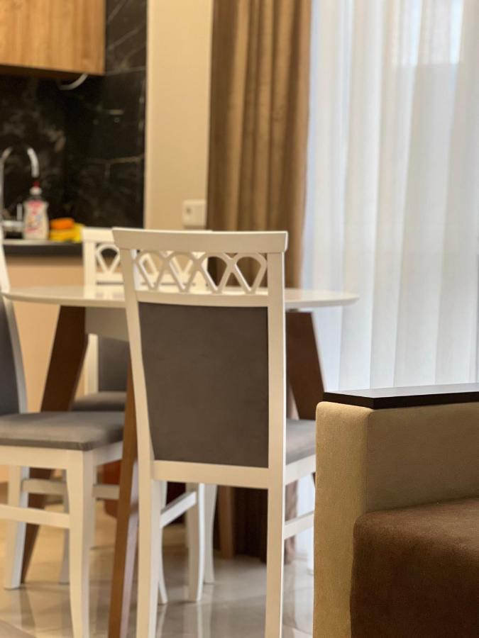 Апартаменти Sunvi В Жк Сонячний Квартал Golubinoye Exteriör bild