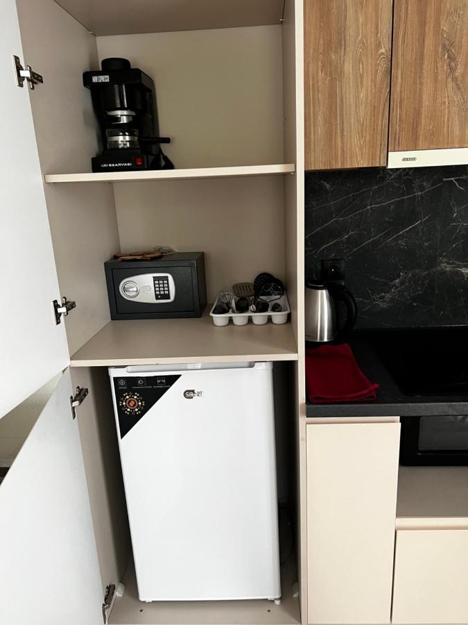 Апартаменти Sunvi В Жк Сонячний Квартал Golubinoye Exteriör bild